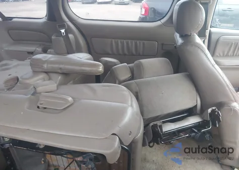 2001 Toyota Sienna Xle z USA, uszkodzony, nr VIN 4T3ZF13C31U378182